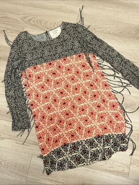 California MOONRISE Boho Fringe Sleeve Boho Dress Black and Coral